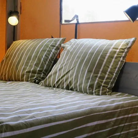 Οργανωμένο κάμπινγκ Luxe Safaritenten Petit013 - Nieuw